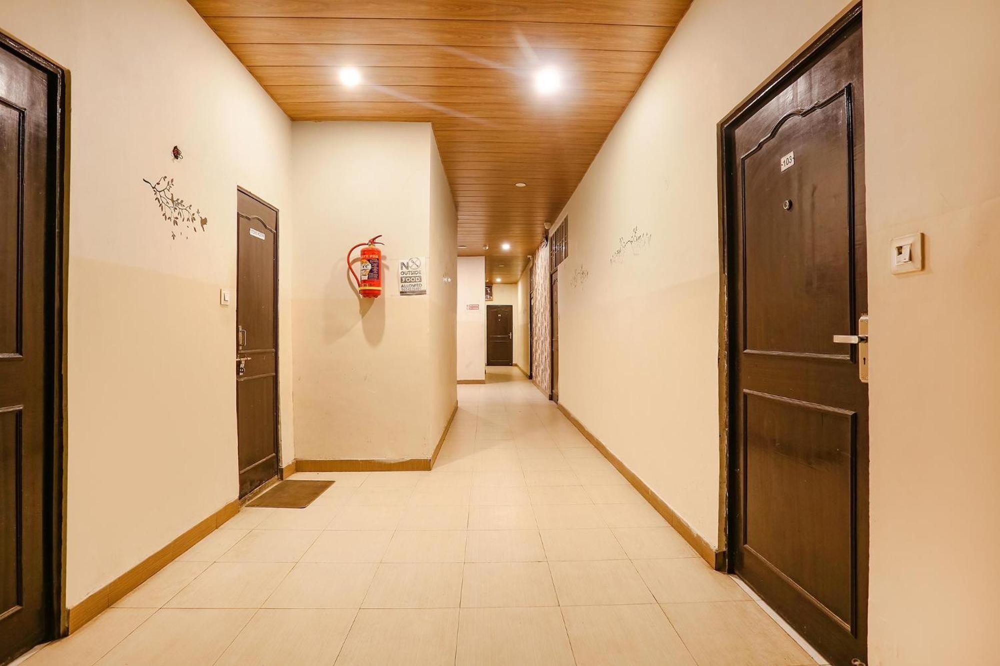 Collection O 62269 Hotel Elegant Divisione di Divisione di Jaipur Esterno foto